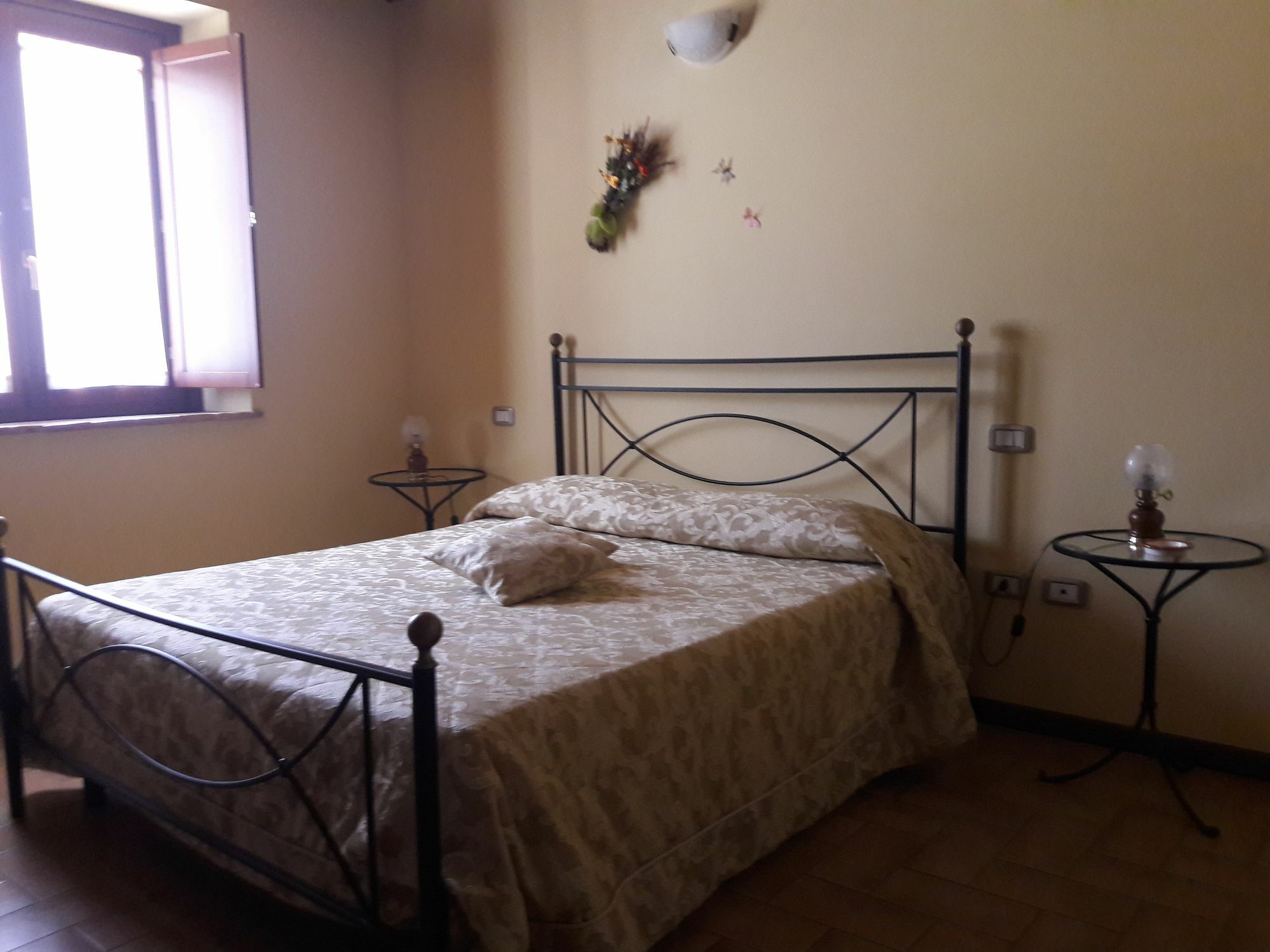 Affittacamere da Laura Silvi Orvieto Esterno foto