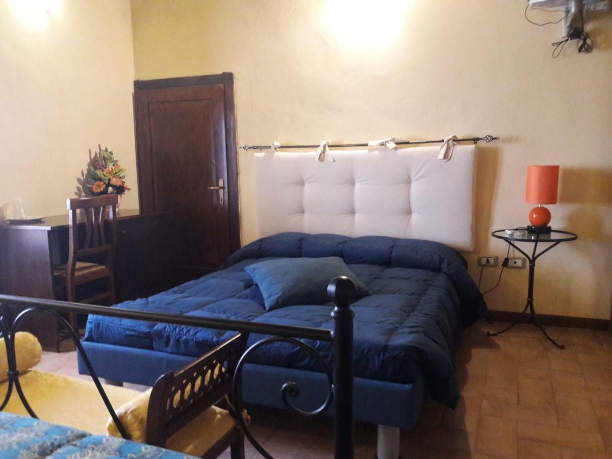 Affittacamere da Laura Silvi Orvieto Esterno foto